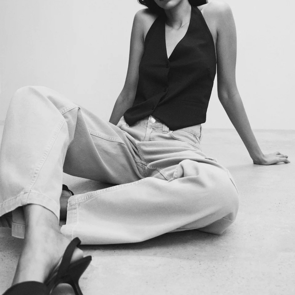 ⭐️sale ⭐️BCBG vest size M